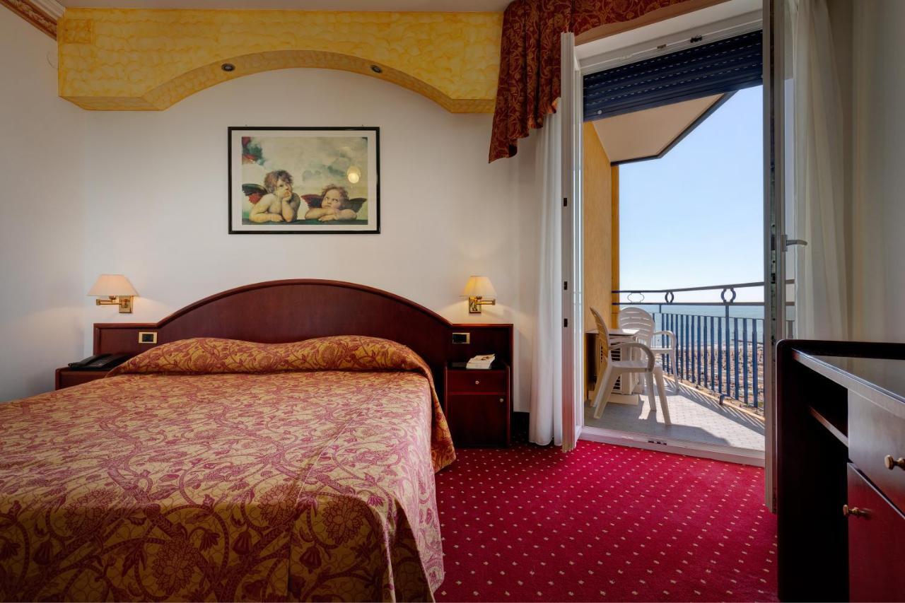 Hotel Napoleon Lido di Jesolo Eksteriør bilde